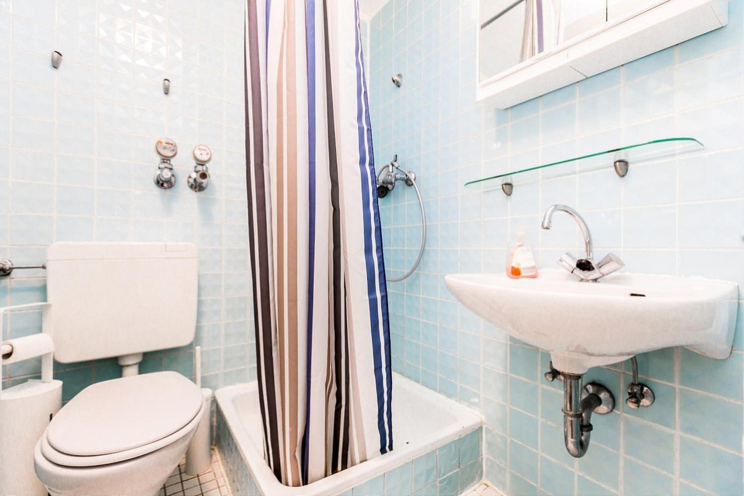 Apartment Budget Friendly Köln